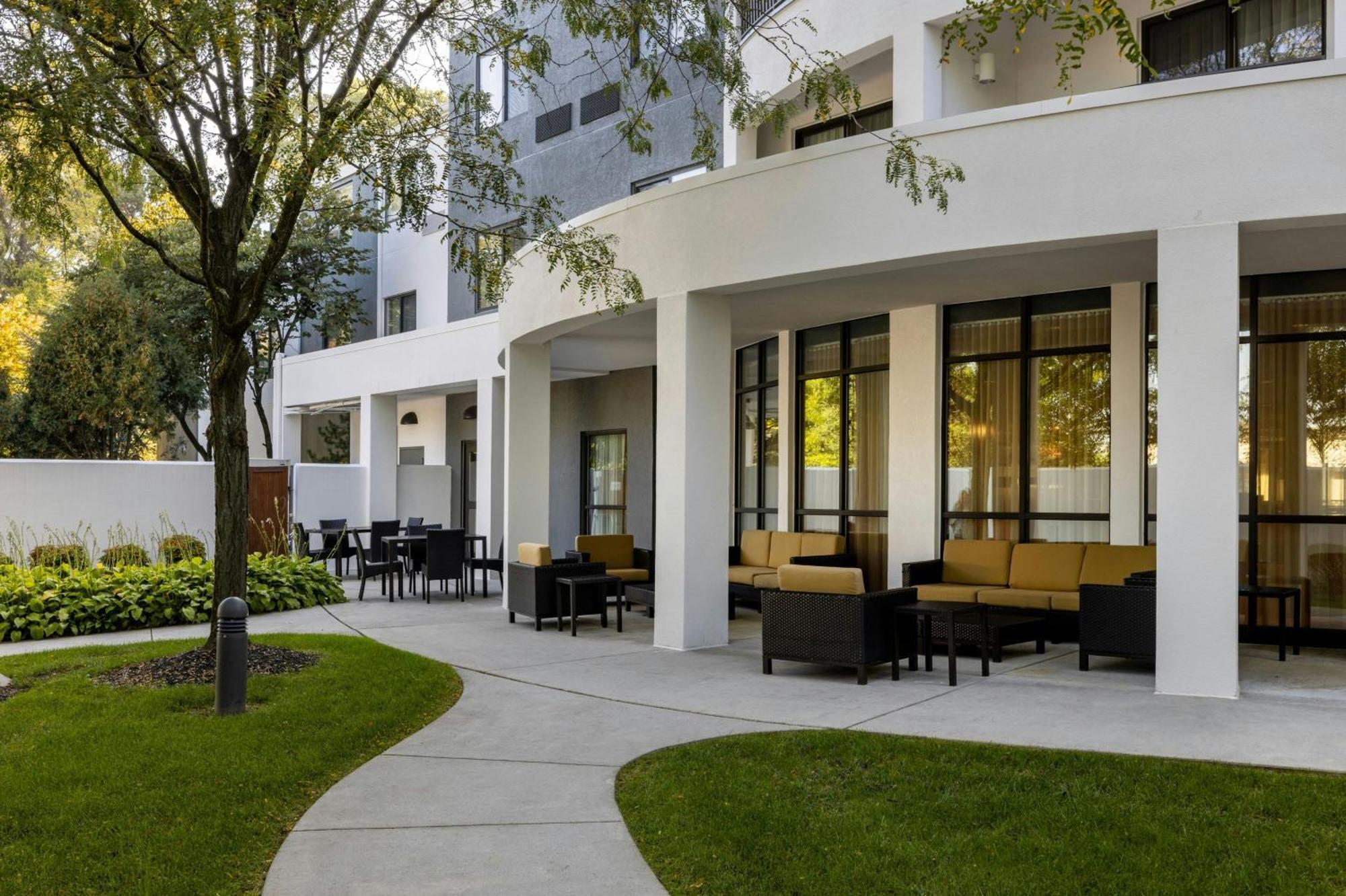 Courtyard By Marriott Harrisburg West/Mechanicsburg Εξωτερικό φωτογραφία