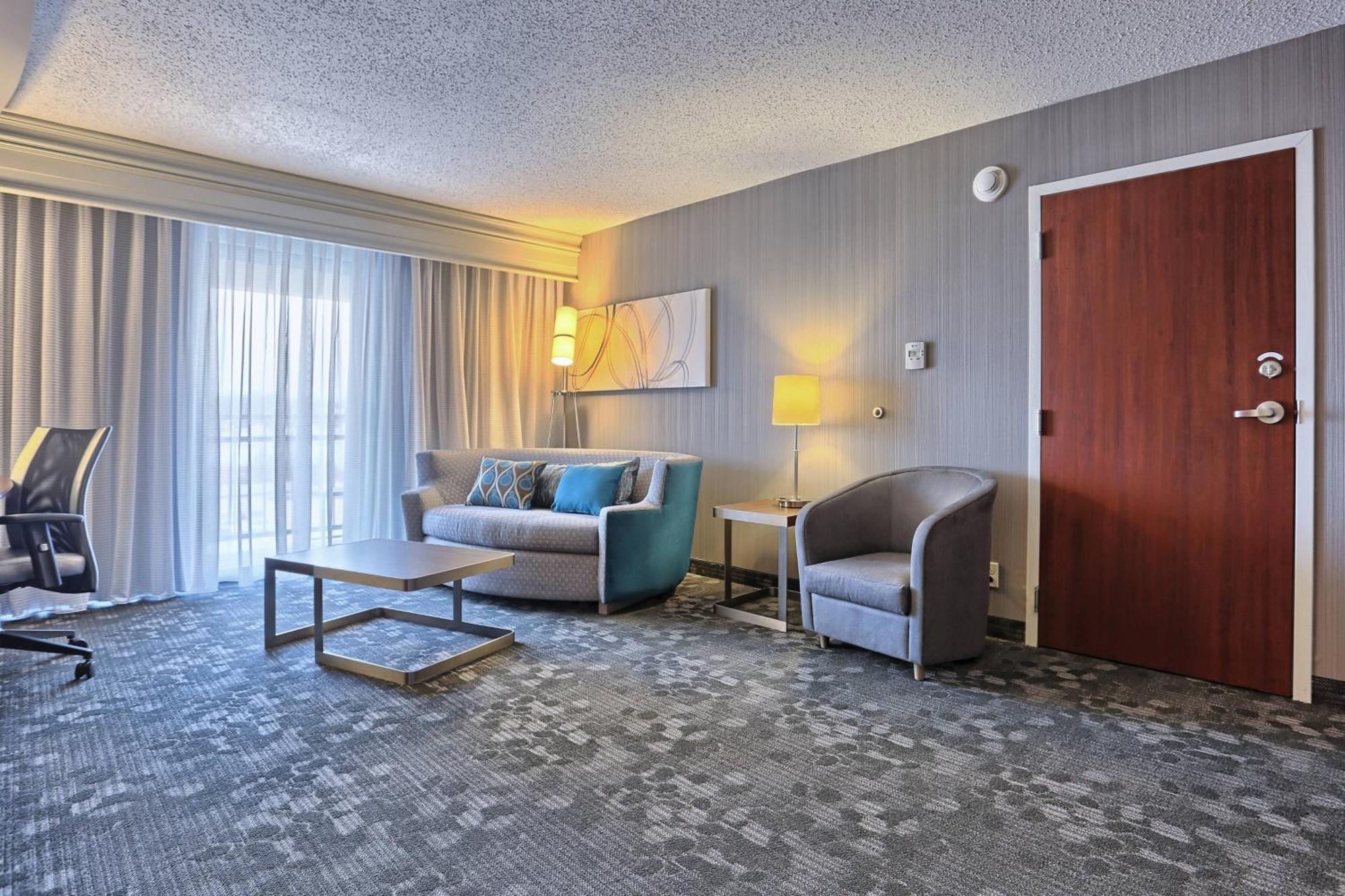 Courtyard By Marriott Harrisburg West/Mechanicsburg Εξωτερικό φωτογραφία